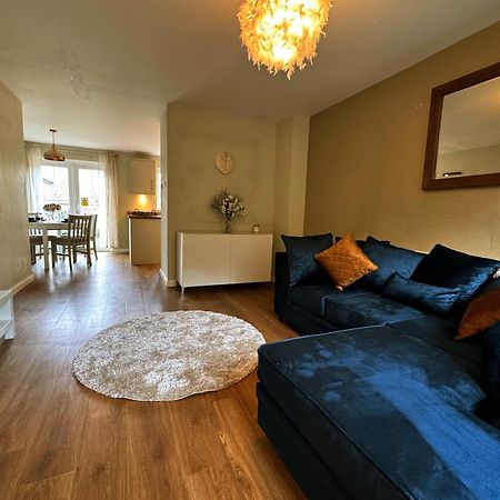 Chieveley Mews By Sarrochic Villa Sunningdale Dış mekan fotoğraf