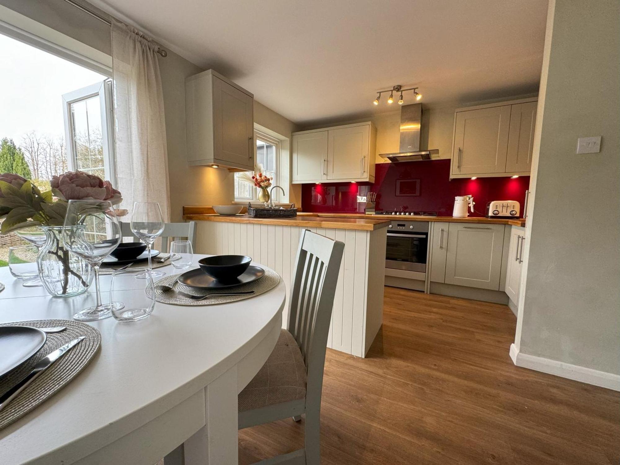 Chieveley Mews By Sarrochic Villa Sunningdale Dış mekan fotoğraf